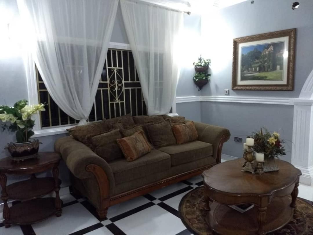 The Winford Boutique Hotel Achimota Taifa 外观 照片