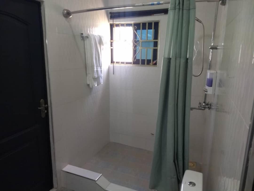 The Winford Boutique Hotel Achimota Taifa 外观 照片